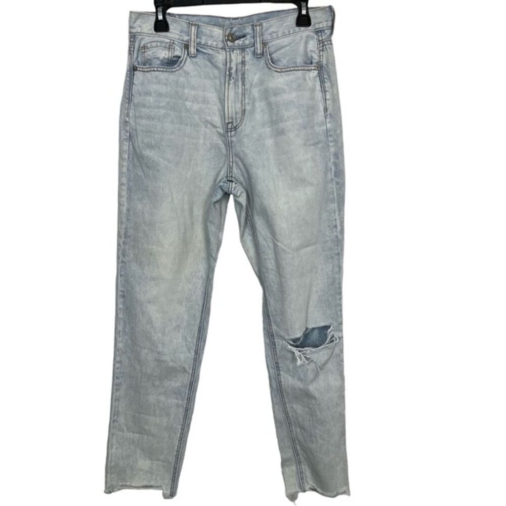 AMERICAN EAGLE MOM JEAN High Rise Distressed Light Blue Wash Raw Hem Jeans sz 4